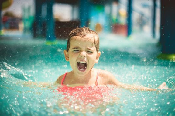 Schwimmkurse Wassergewöhnung & Schwimmen lernen